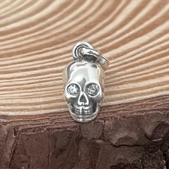 Pandora ME Skull Mini Dangle - Picture 1 of 5